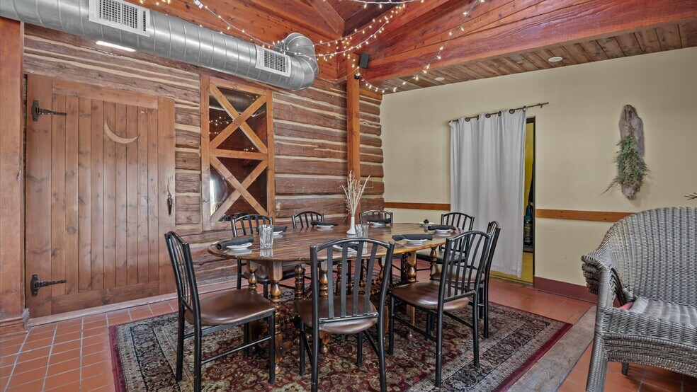 More Photos Of 412 Park Ave, Rifle Restaurant For Sale