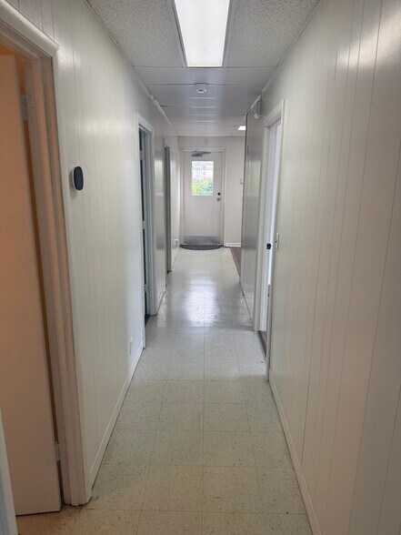 More Photos Of 2135 Utopia Ave, Nashville Warehouse For Lease