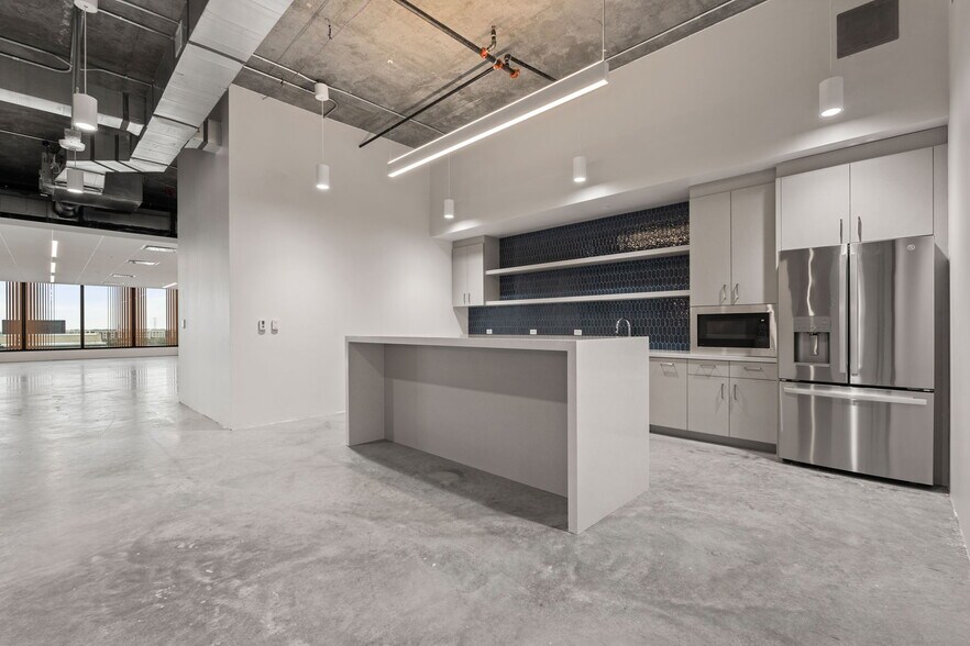 More Photos Of 11515 Burnet Rd, Austin Office For Lease