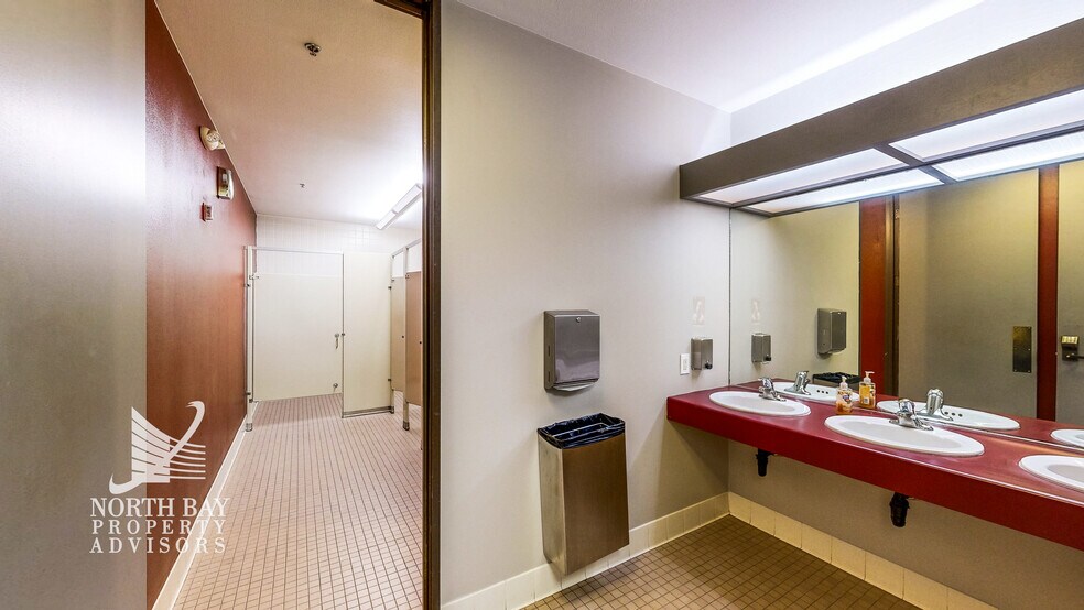 More Photos Of 1330 N Dutton Ave, Santa Rosa Office For Lease