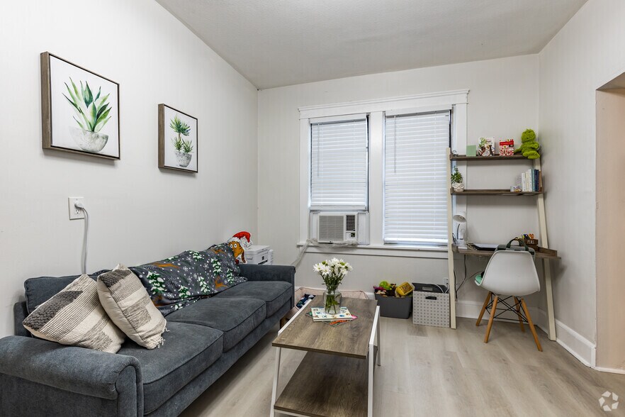 More Photos Of 244 E Graves Ave, Orange City Apartments For Sale