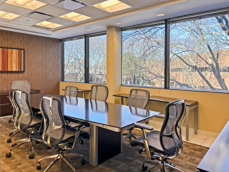 More Photos Of 30 Knightsbridge Rd, Piscataway Coworking Space