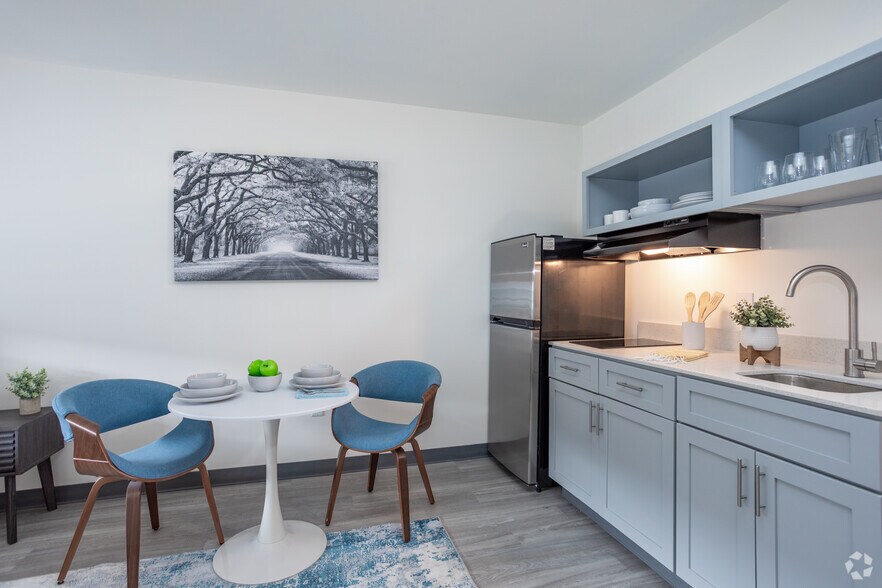 More Photos Of 1707 Owen Dr, Fayetteville Apartments For Lease