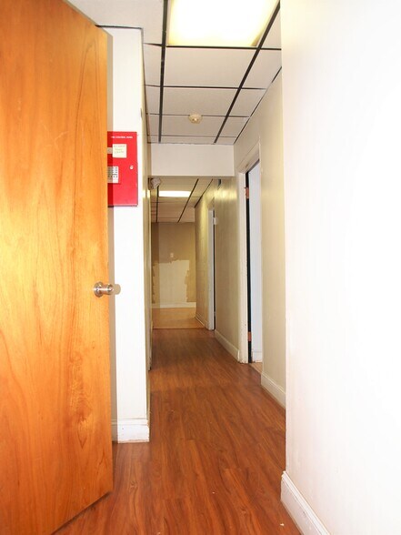 More Photos Of 1521 Sulphur Springs Rd, Waynesville Office For Sale