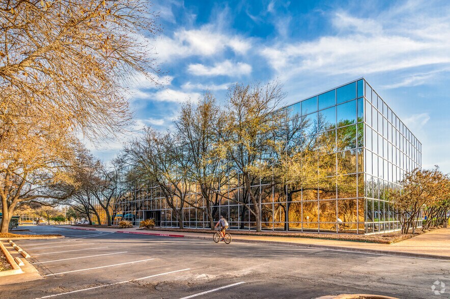 More Photos Of 3508 Far West Blvd, Austin Office For Lease