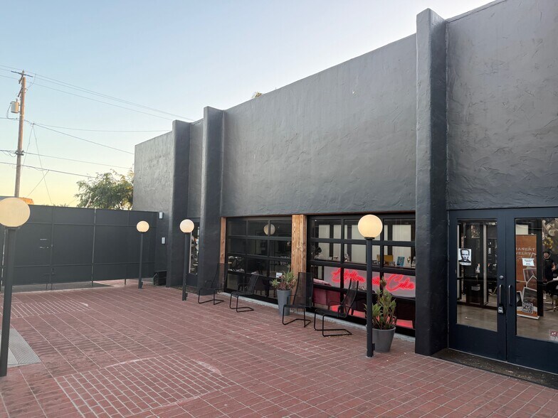 More Photos Of 1895 E Main St, Ventura General Retail For Sale