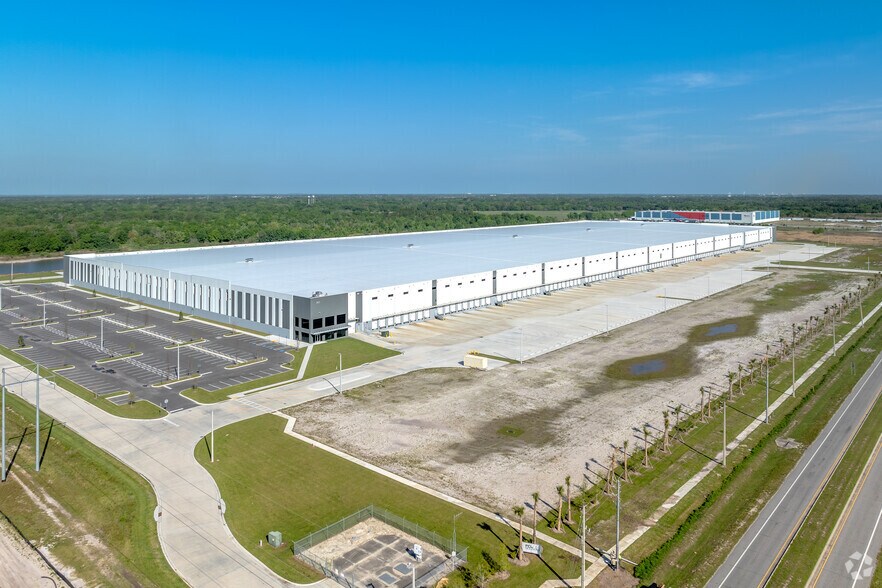 Primary Photo Of 4100 Logistics Park, Winter Haven Unknown For Lease