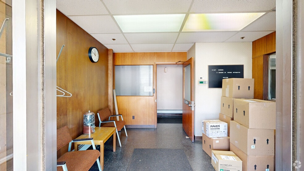 More Photos Of 1185 E Keating Ave, Muskegon Manufacturing For Sale