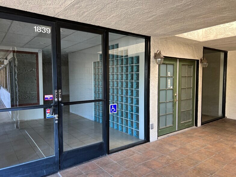 More Photos Of 1825 W Redondo Beach Blvd, Gardena Unknown For Lease