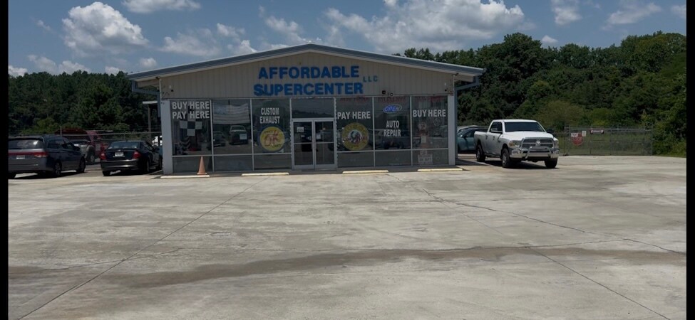 More Photos Of 975-979 E Liberty St, York Auto Dealership For Sale