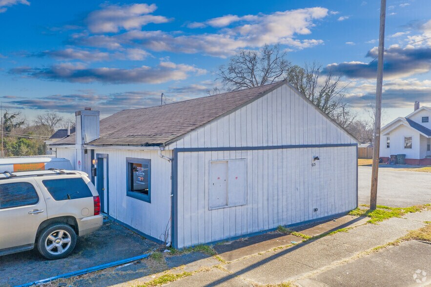 More Photos Of 520 Saluda St, Rock Hill General Retail For Sale
