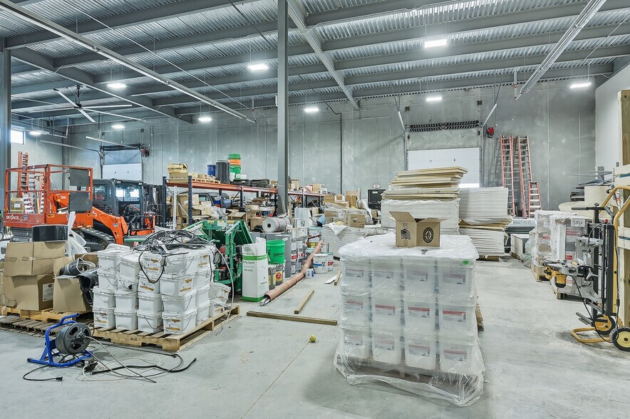 More Photos Of 14217 S 220th St, Gretna Distribution For Lease