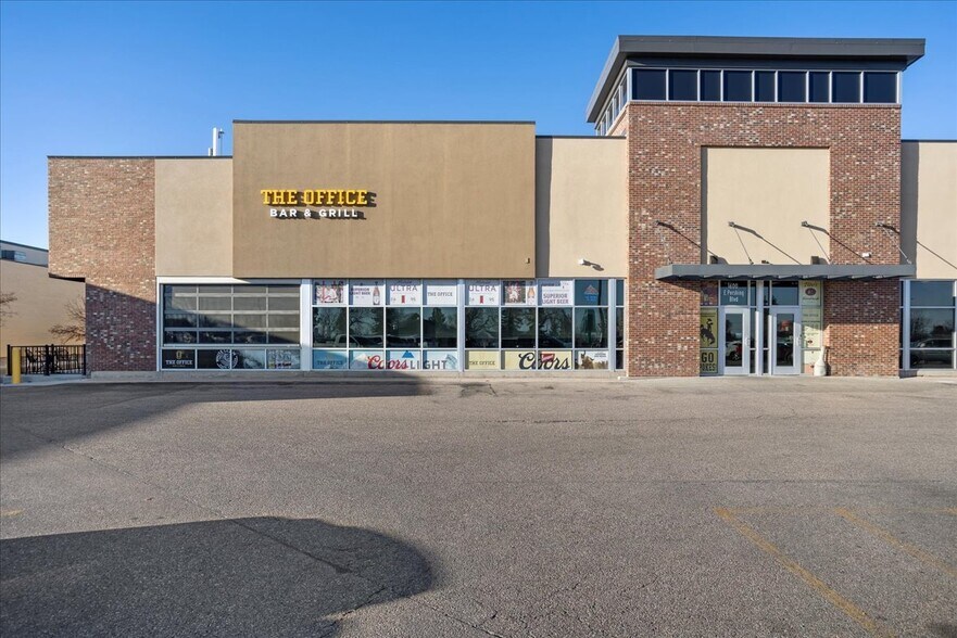 More Photos Of 1616 E Pershing Blvd, Cheyenne Freestanding For Sale