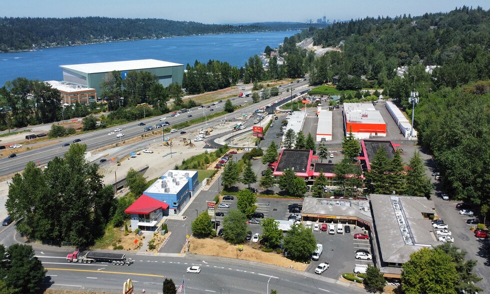 More Photos Of 1800 NE 44th St, Renton Unknown For Lease