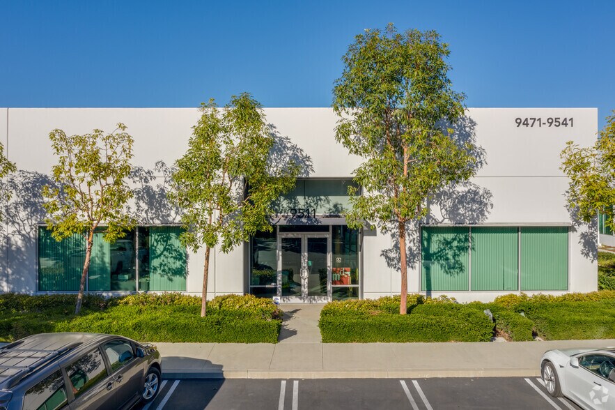 More Photos Of 9471-9541 Irvine Center Dr, Irvine Research And Development For Lease
