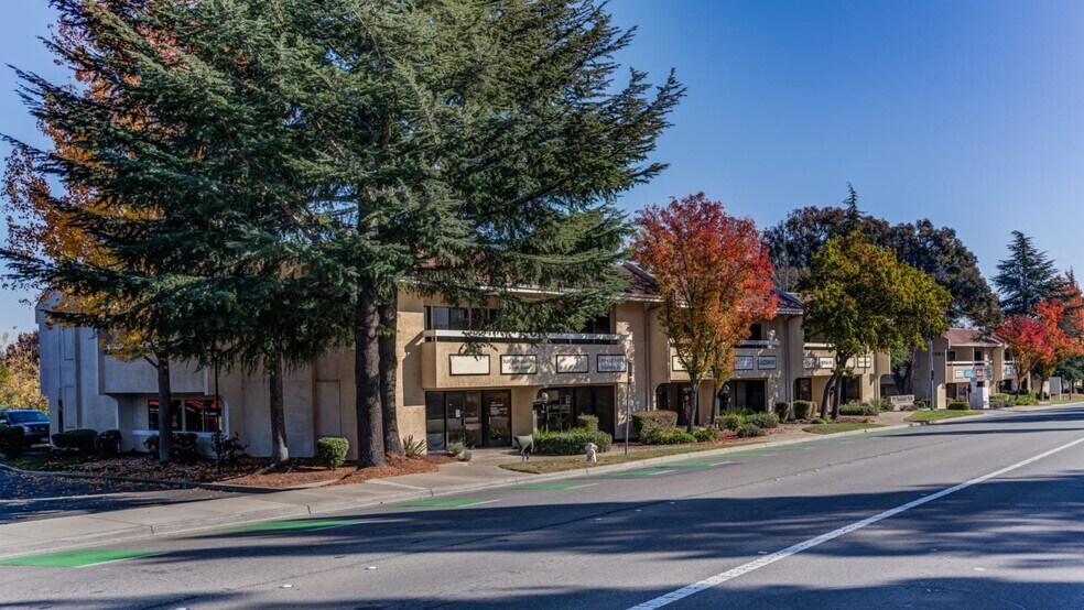 More Photos Of 2580 San Ramon Valley Blvd, San Ramon Unknown For Lease