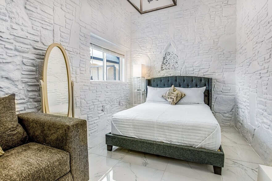 More Photos Of 2565 N State Highway 16, Fredericksburg Specialty For Sale