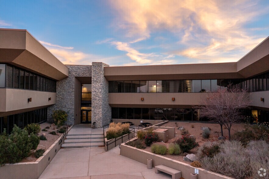 More Photos Of 5500 Greenwood Plaza Blvd, Englewood Office For Lease