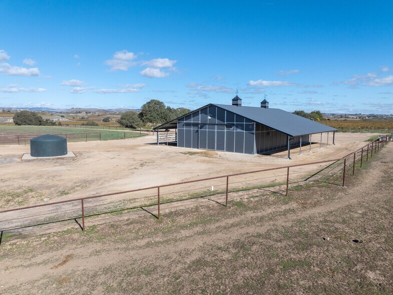 More Photos Of 7790 Airport Rd, Paso Robles Land For Sale