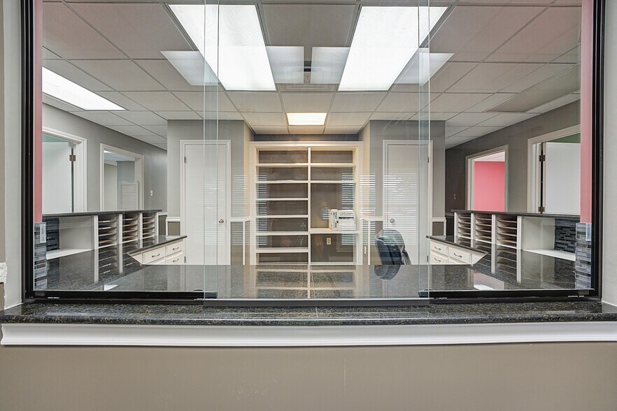 More Photos Of 1015 E 35th St, Texarkana Medical For Sale