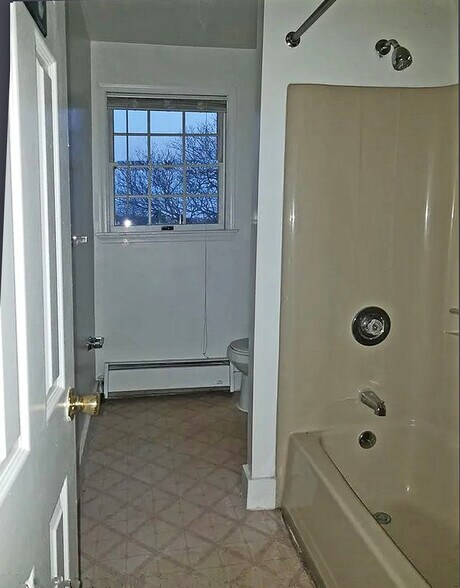 More Photos Of 2926 Christopher Ave, Baltimore Apartments For Sale