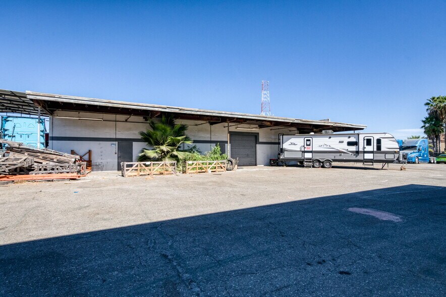 More Photos Of 5333 N Cornelia Ave, Fresno Warehouse For Sale
