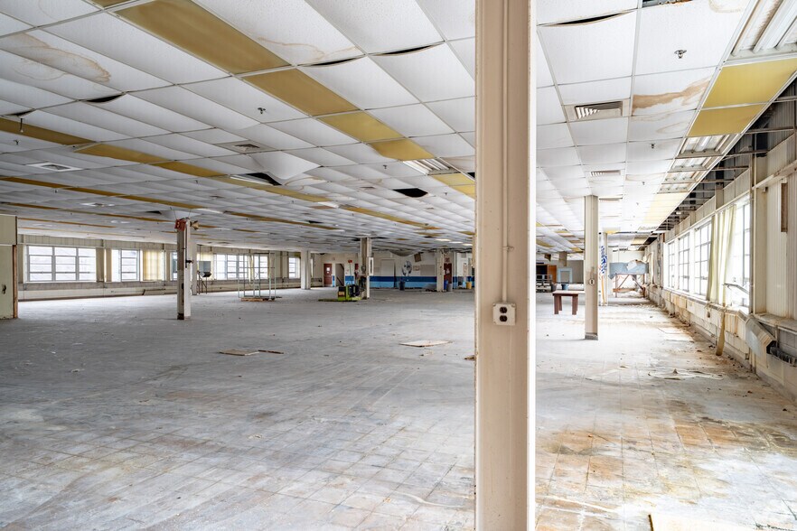 More Photos Of 203 Eggert Rd, Buffalo Industrial For Sale