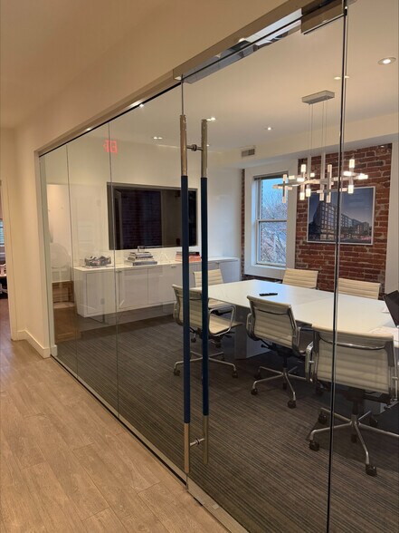 More Photos Of 2300 Wisconsin Ave NW, Washington Loft Creative Space For Lease