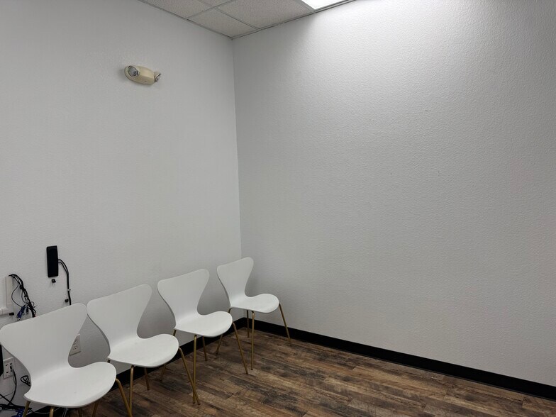 More Photos Of 1219 N Carpenter Rd, Modesto Storefront Retail Office For Lease