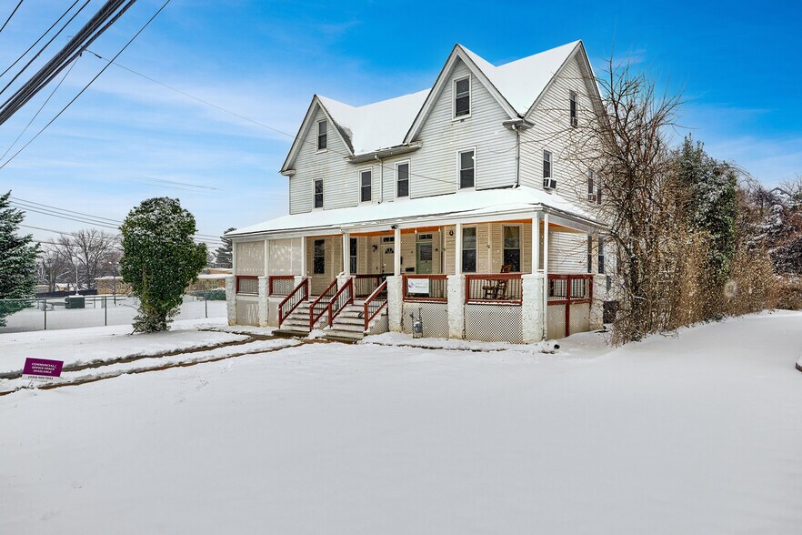 Primary Photo Of 16-18 Sudbrook Ln, Pikesville Office Residential For Sale