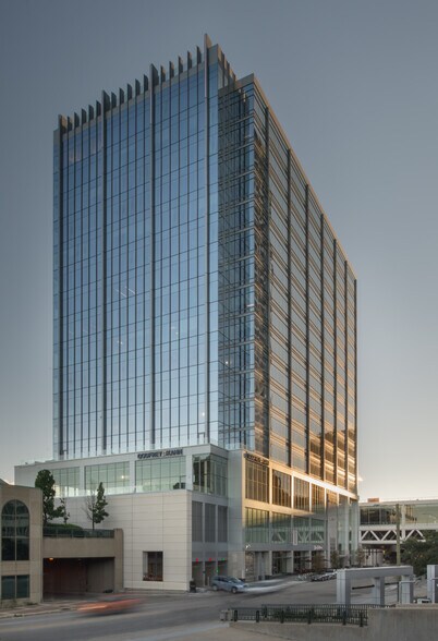 More Photos Of 833 E Michigan St, Milwaukee Office For Lease