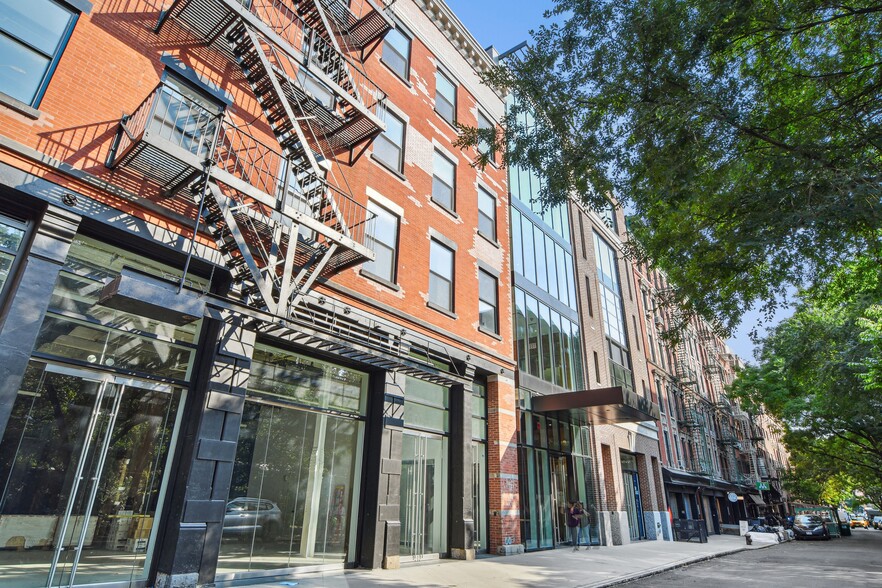 More Photos Of 210 Elizabeth St, New York Office For Lease