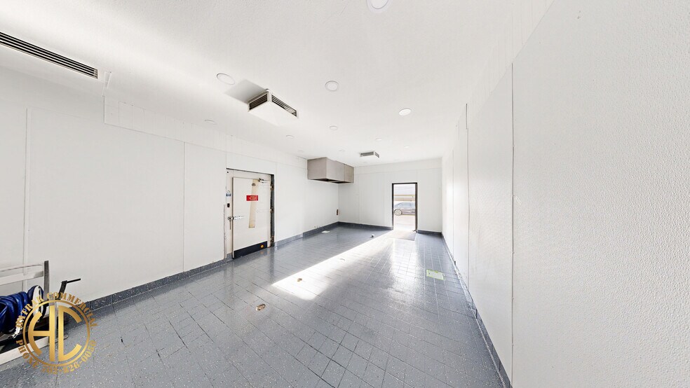 More Photos Of 401 S 6th St, Las Vegas Restaurant For Sale