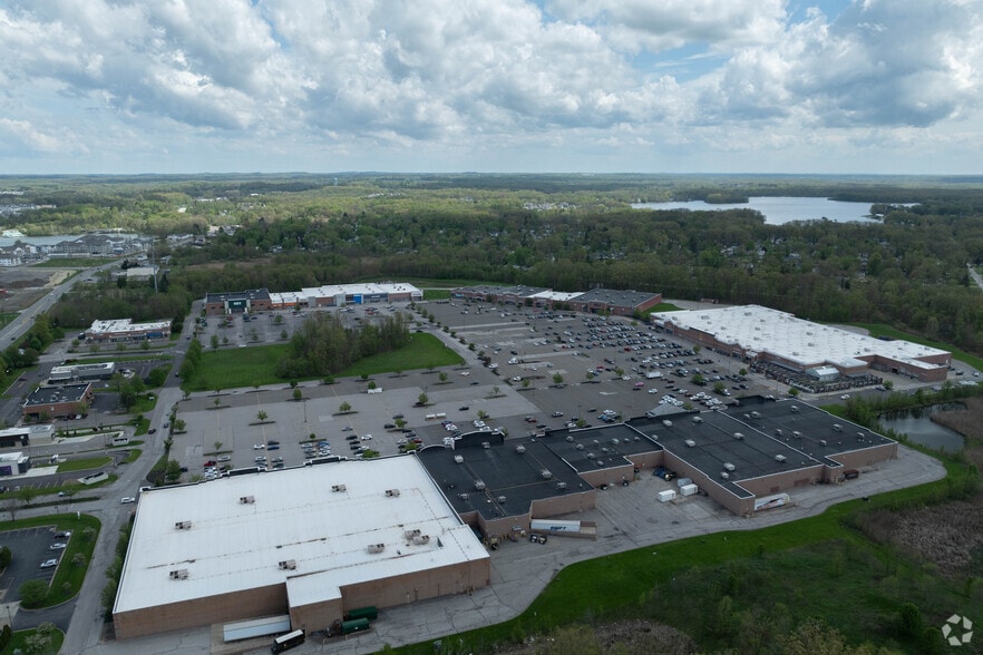 More Photos Of 7235-7735 Market Place Dr, Bainbridge Village Unknown For Lease