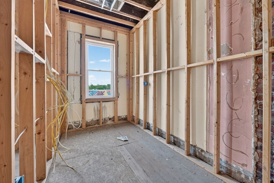 More Photos Of 1924 Martin Luther King Jr Ave SE, Washington Storefront Retail Office For Sale