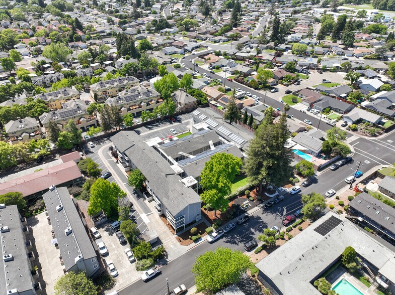 More Photos Of 8025 Beverly Dr, Rohnert Park Apartments For Sale