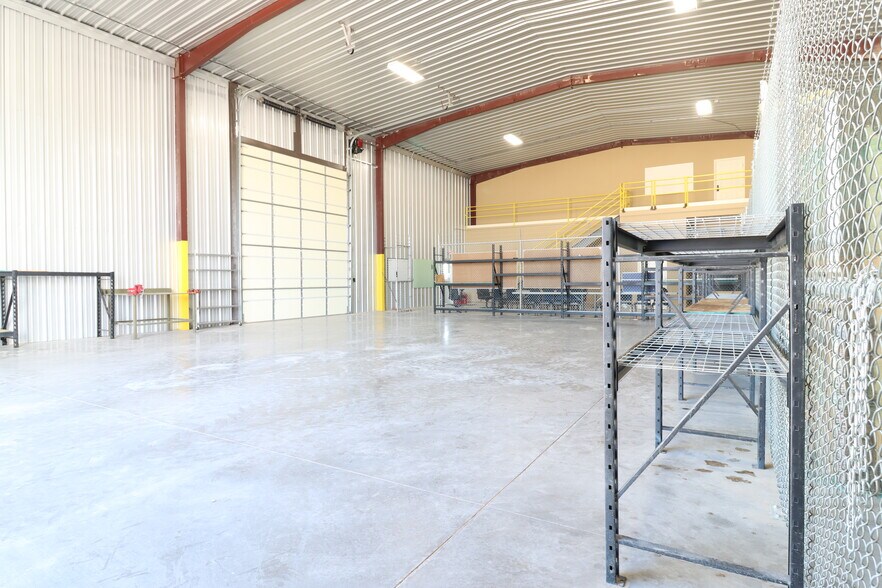 More Photos Of 2605 French dr, Hobbs Industrial For Lease