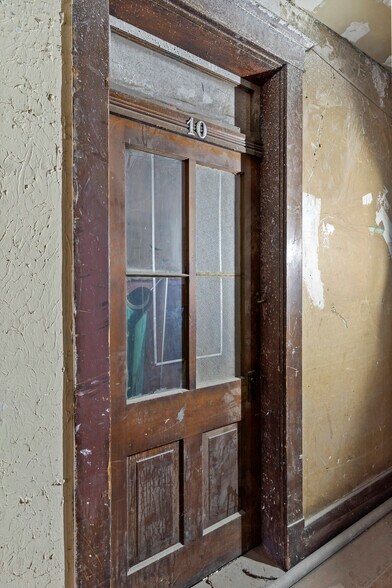 More Photos Of 2208-2212 S Washington blvd, Ogden Storefront Retail Office For Sale