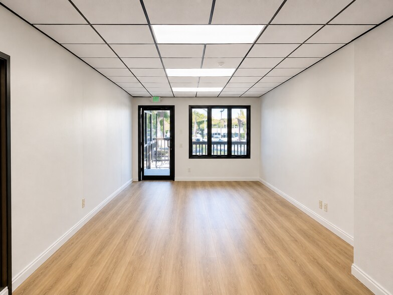 More Photos Of 110 Civic Center Dr, Vista Office For Lease