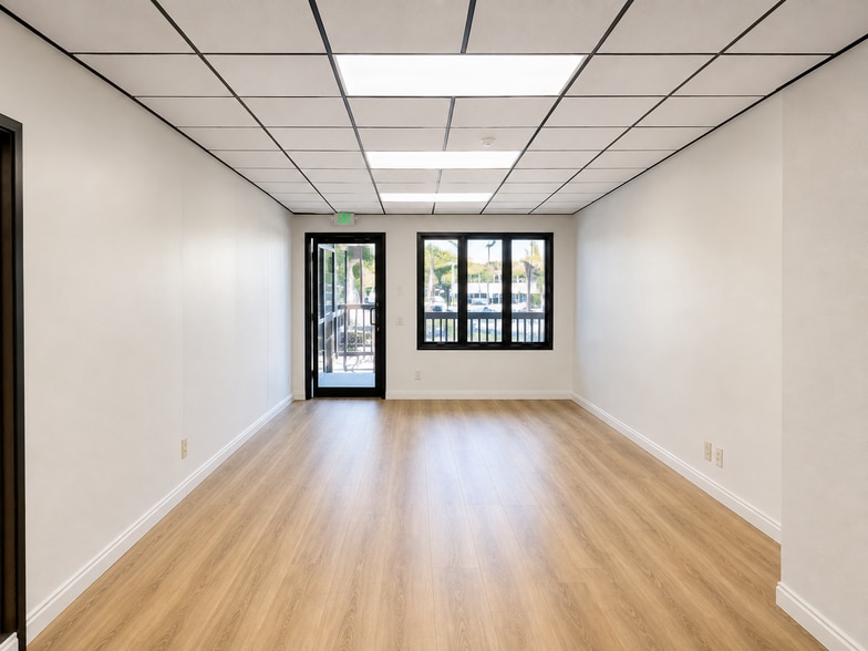 More Photos Of 110 Civic Center Dr, Vista Office For Lease