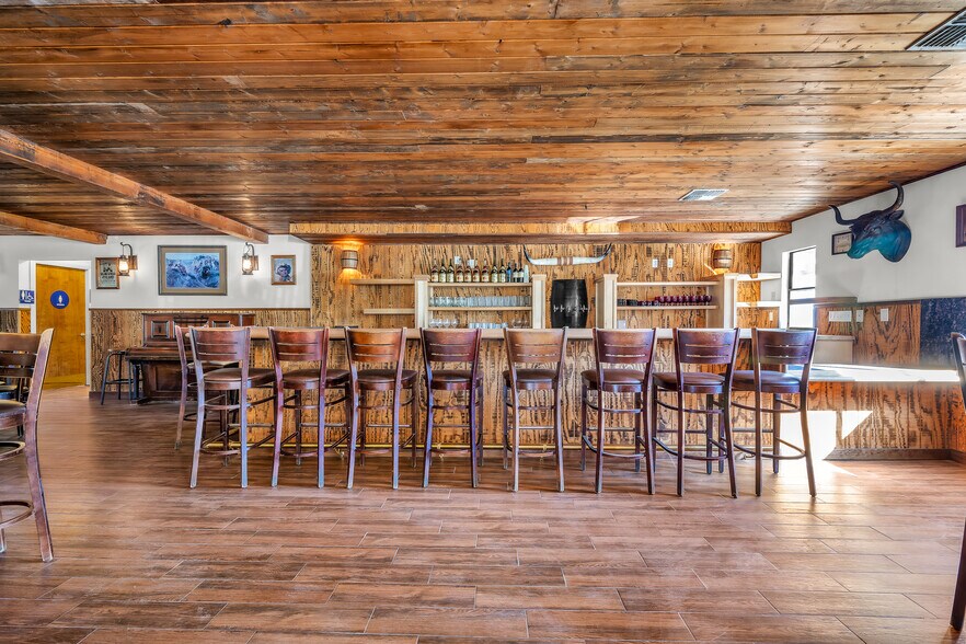 More Photos Of 658 Lebec Rd, Lebec Restaurant For Sale