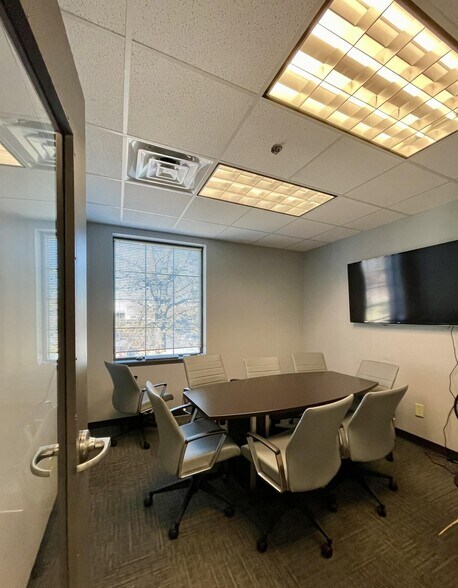 More Photos Of 1749 Mallory Ln, Brentwood Office For Lease