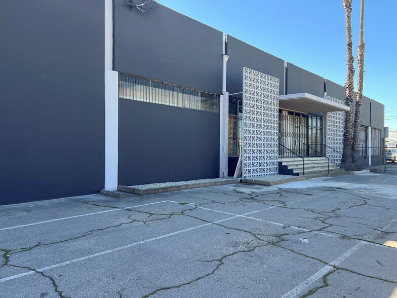Primary Photo Of 1972-1974 E 20th St, Los Angeles Warehouse For Lease