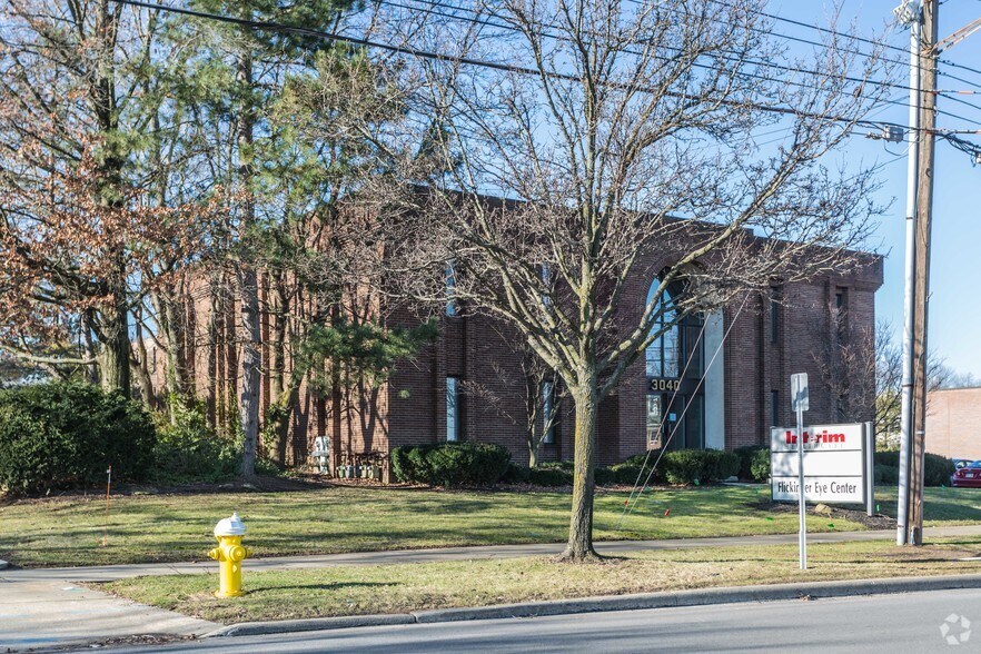 More Photos Of 3040 W Market St, Fairlawn Office For Sale
