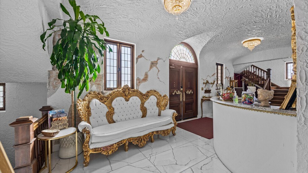 More Photos Of 535 N 7th St, Grand Junction General Retail For Sale