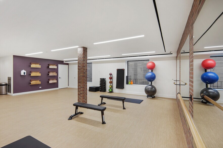 More Photos Of 1160 Fifth Ave, New York Apartments For Lease