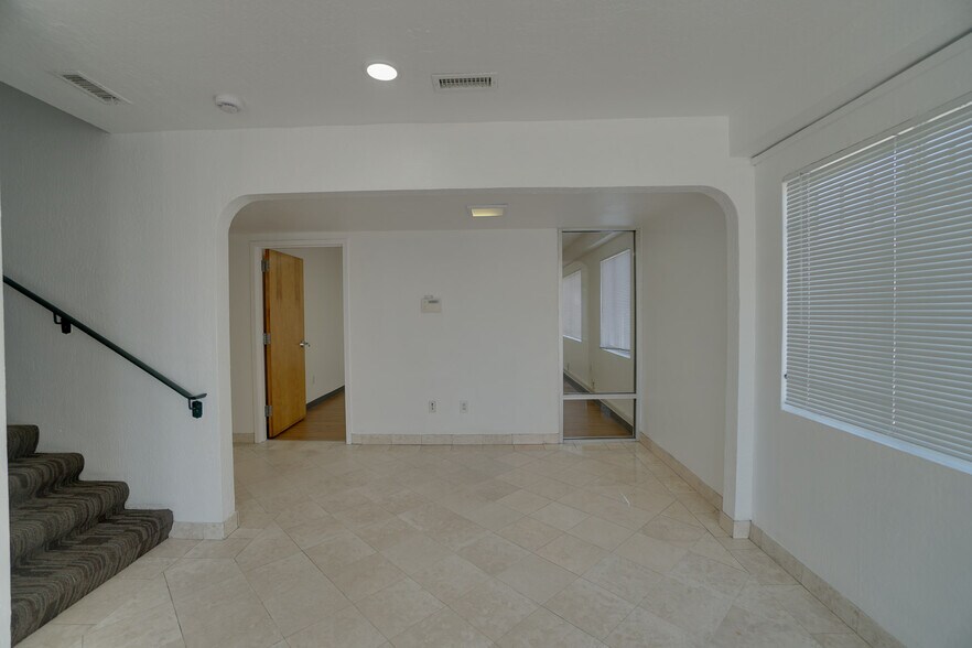 More Photos Of 2196 American Ave, Hayward Warehouse For Lease