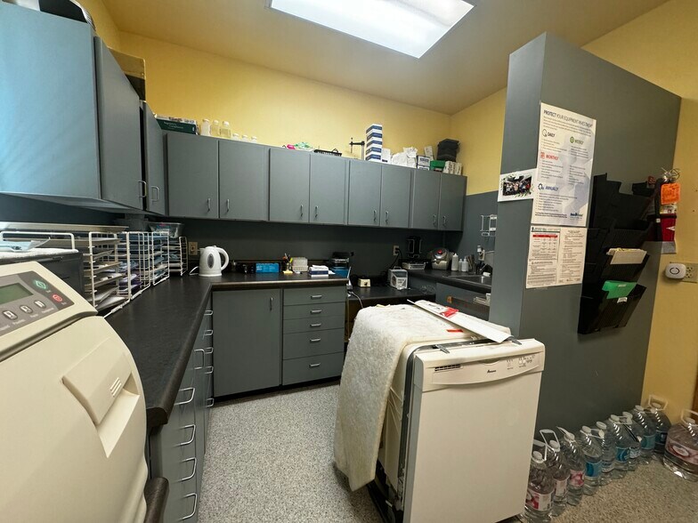 More Photos Of 3838 E Fort Lowell Rd, Tucson Medical For Sale