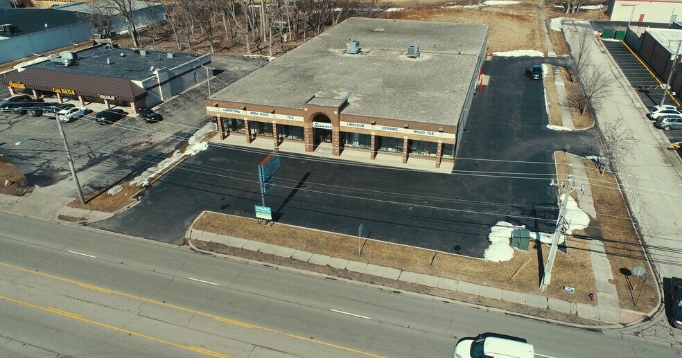 Primary Photo Of 3500 Grand Ave, Gurnee Storefront For Sale
