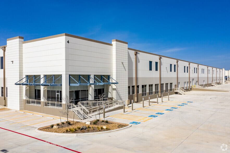 Primary Photo Of 17745 Lookout Rd, Schertz Warehouse For Lease